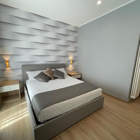 Martini Suite 2 Bari Buitenkant foto