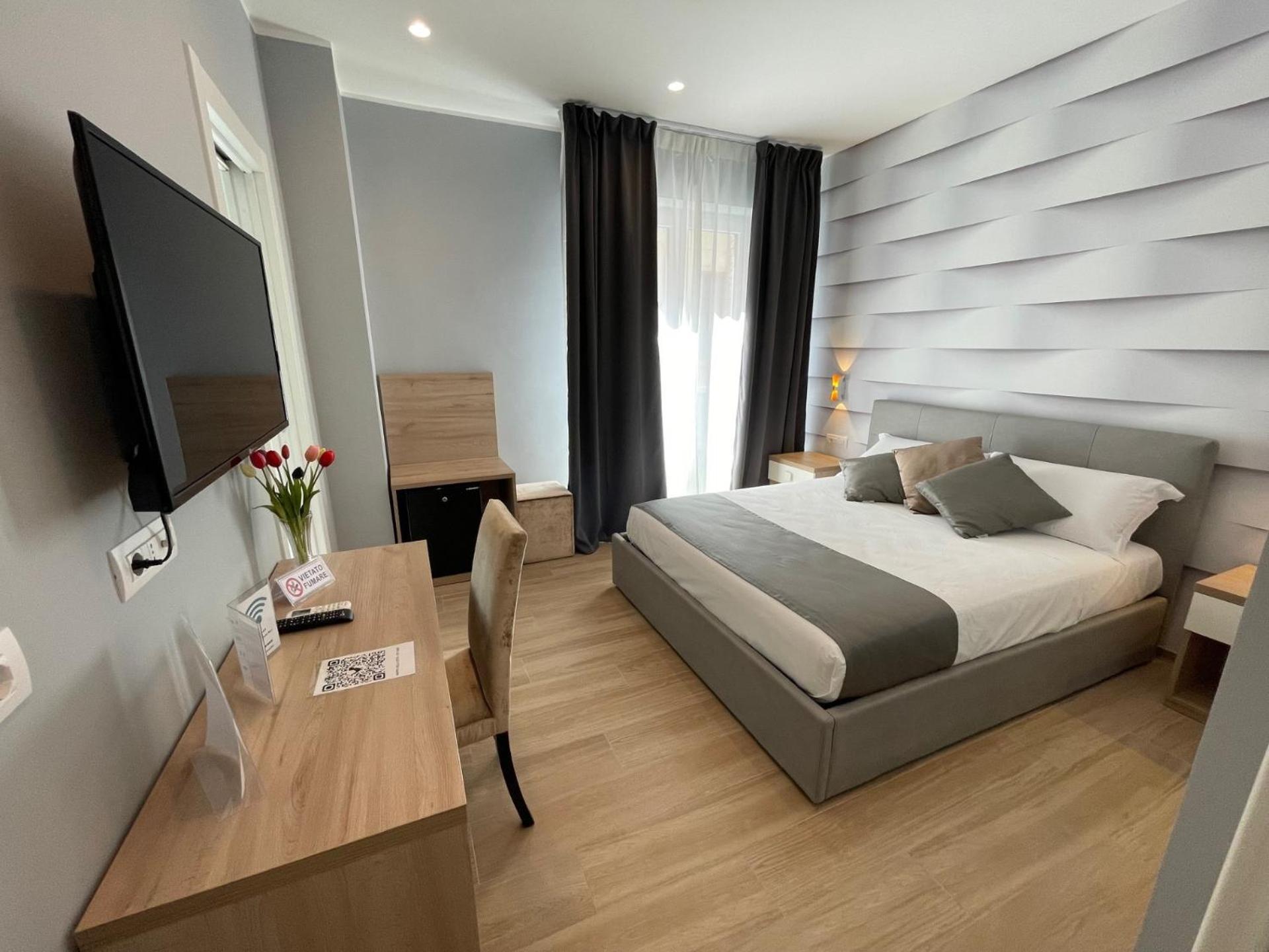 Martini Suite 2 Bari Buitenkant foto