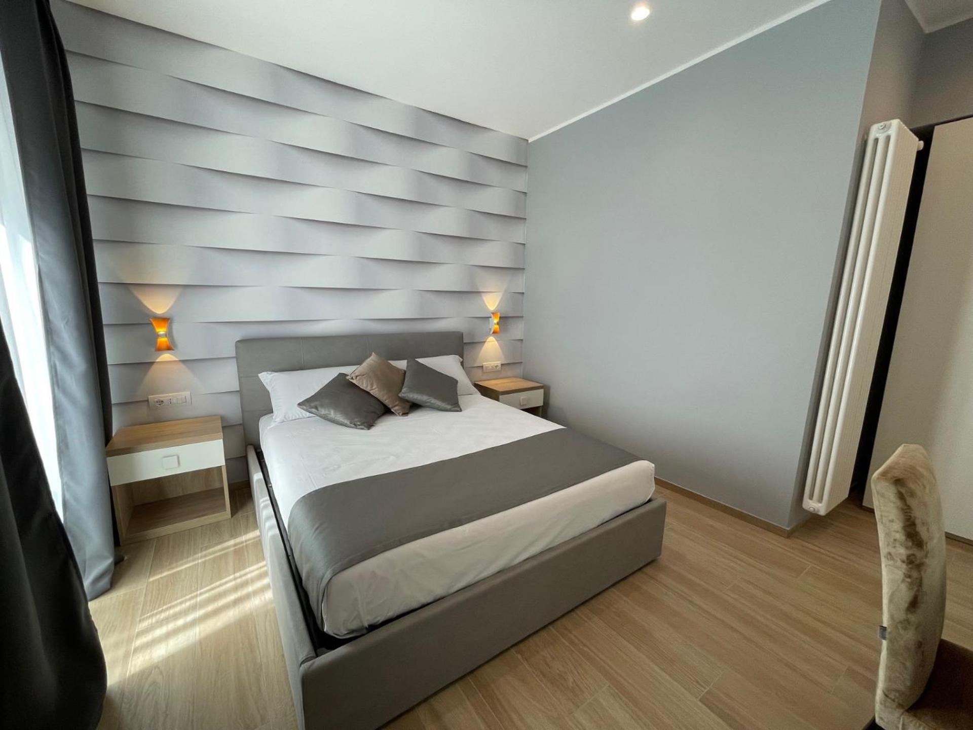 Martini Suite 2 Bari Buitenkant foto